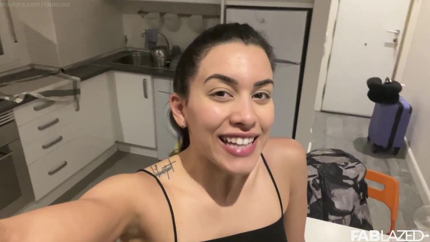 Смотреть Секс с мас Sleepers онлайн Аралдағы балапан порно